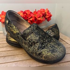 Alegria Leather Sparkle Geometric Design Clogs Model KEL-676 Size 41/10.5.